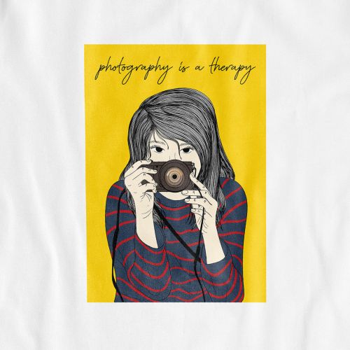 Photography is a therapy – vinyl – UNISEX T-SHIRT